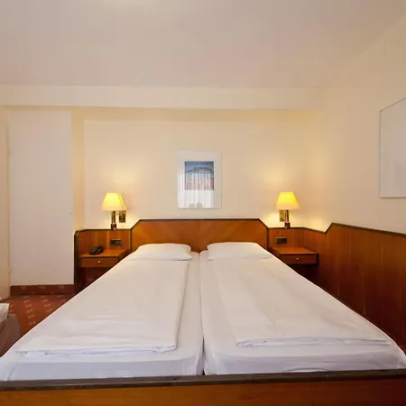 Plaza Rieker Hauptbahnhof 3* Stuttgart