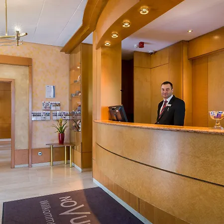 Plaza Rieker Hauptbahnhof 3*