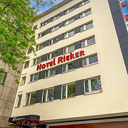 Plaza Rieker Hauptbahnhof Szálloda