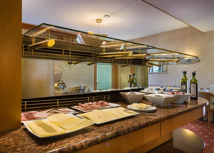 Отель Plaza Rieker Hauptbahnhof Штутгарт