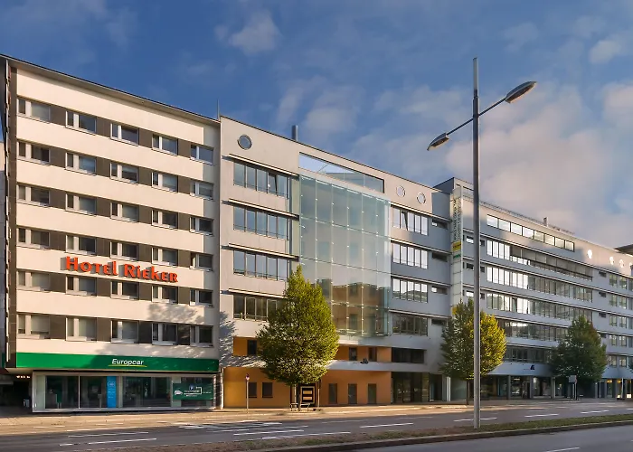 Отель Plaza Rieker Hauptbahnhof Штутгарт