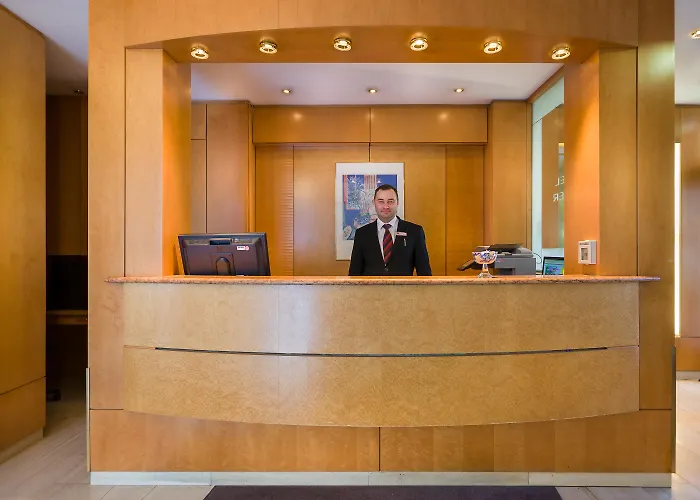 Plaza Rieker Hauptbahnhof 3* Штутгарт