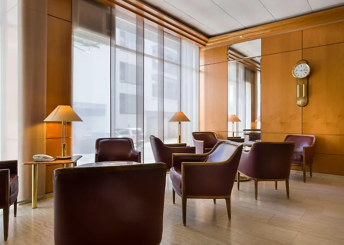 Plaza Rieker Hauptbahnhof Отель 3*