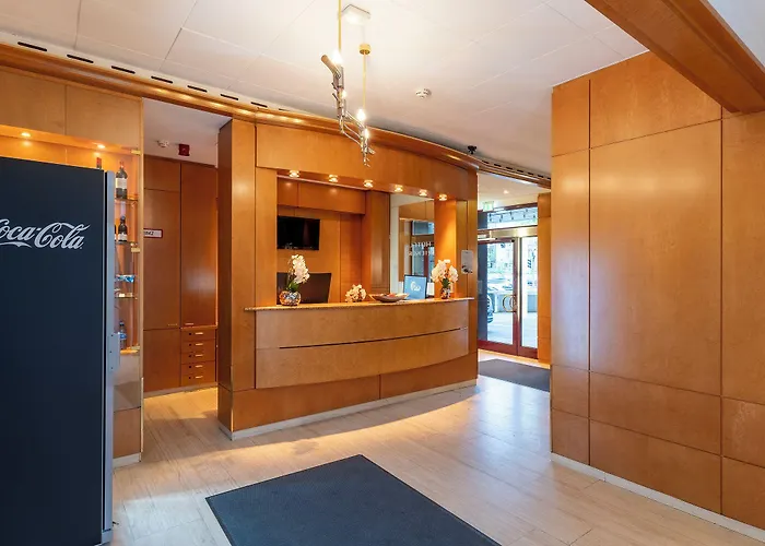 Plaza Rieker Hauptbahnhof Штутгарт