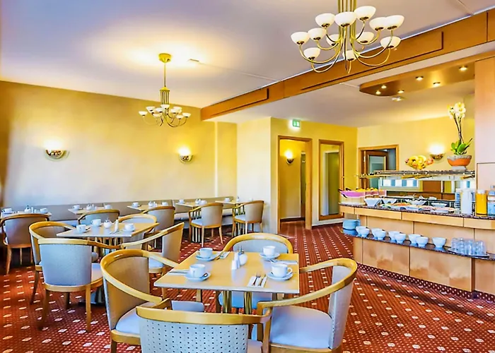 Отель Plaza Rieker Hauptbahnhof