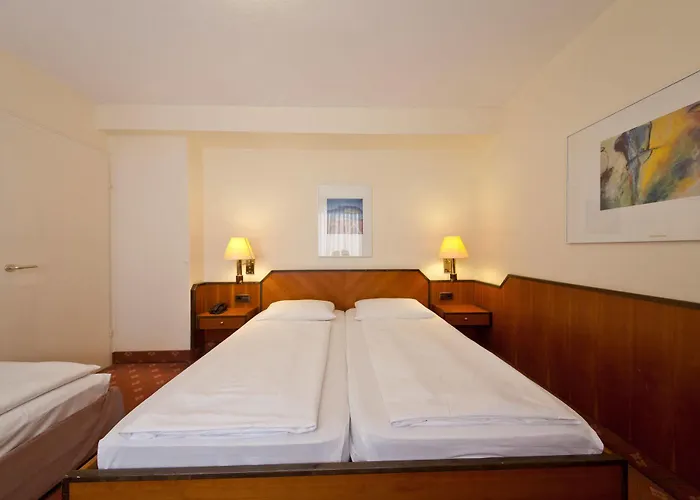 Plaza Rieker Hauptbahnhof 3* Штутгарт