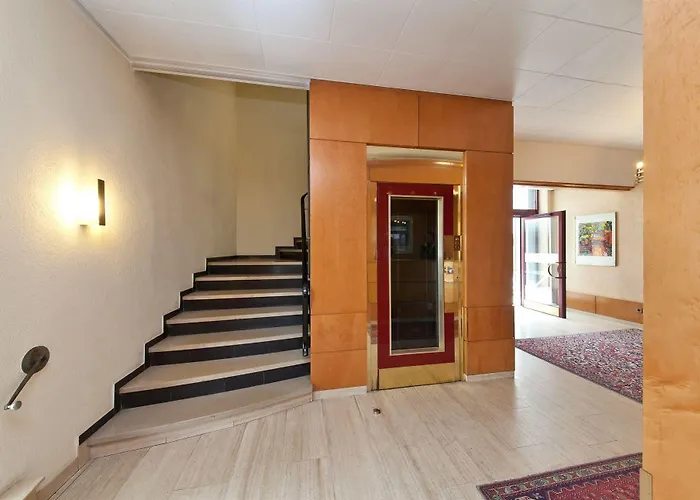 Plaza Rieker Hauptbahnhof Отель