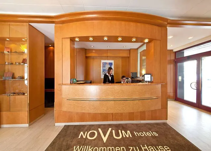 Отель Plaza Rieker Hauptbahnhof