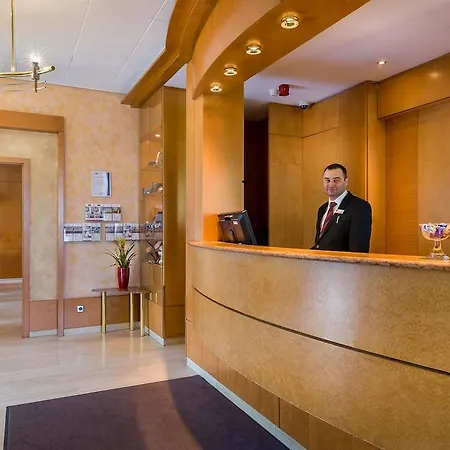 Plaza Rieker Hauptbahnhof 3* Stoccarda