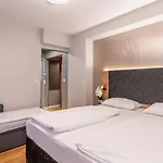 Hotel Rieker Hauptbahnhof Stuttgart